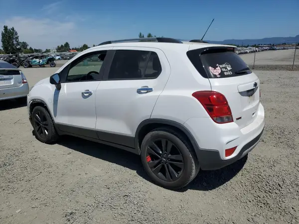 3GNCJLSB5JL156461 2018 CHEVROLET TRAX - Image 2