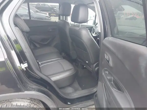 3GNCJLSB5JL204234 2018 CHEVROLET TRAX - Image 8