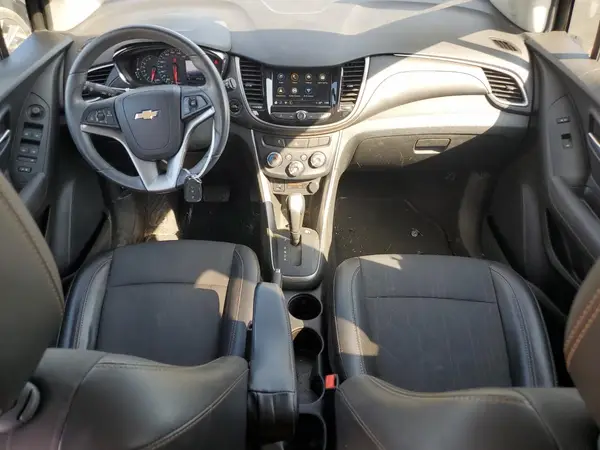 3GNCJLSB5JL211104 2018 CHEVROLET TRAX - Image 8