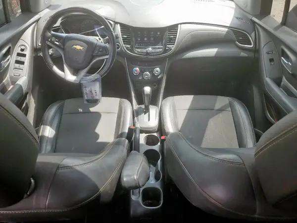 3GNCJLSB5JL230316 2018 CHEVROLET TRAX - Image 8
