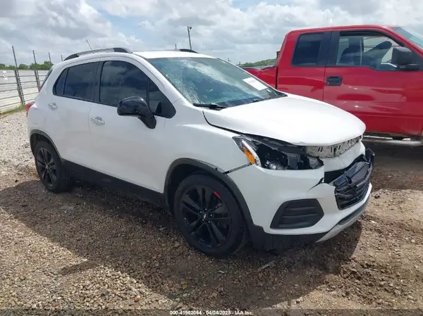 3GNCJLSB5JL265874 2018 CHEVROLET TRAX - Image 1