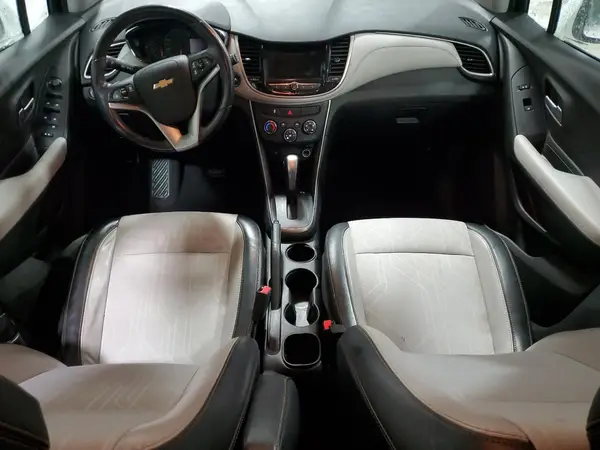 3GNCJLSB5JL330853 2018 CHEVROLET TRAX - Image 8