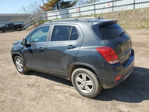 3GNCJLSB5JL336782 2018 CHEVROLET TRAX - Image 2