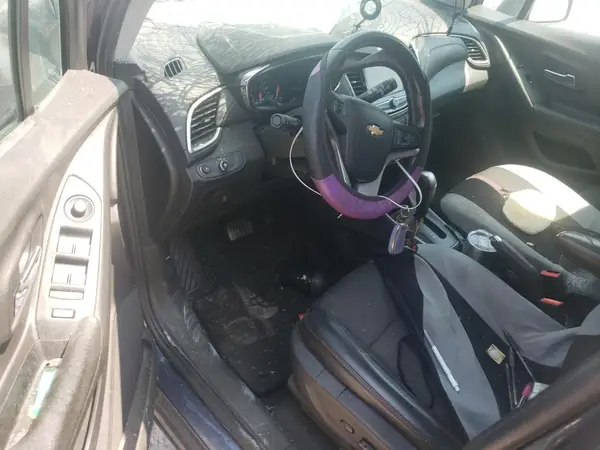 3GNCJLSB5JL354375 2018 CHEVROLET TRAX - Image 8