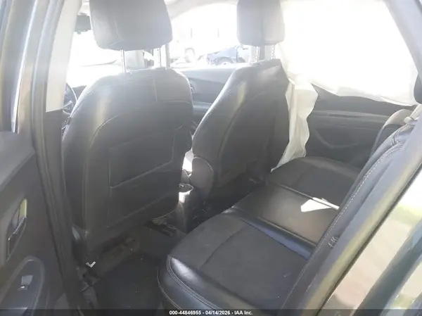 3GNCJLSB5JL358894 2018 CHEVROLET TRAX - Image 8