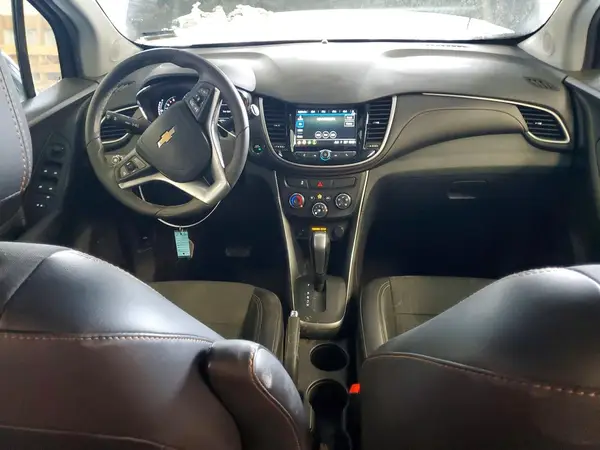 3GNCJLSB5JL388199 2018 CHEVROLET TRAX - Image 8