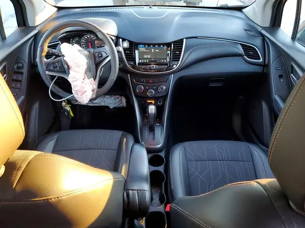 3GNCJLSB5JL391944 2018 CHEVROLET TRAX - Image 8