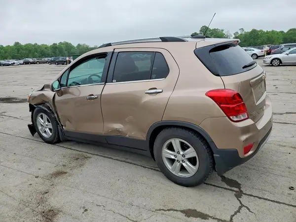 3GNCJLSB5JL392883 2018 CHEVROLET TRAX - Image 2