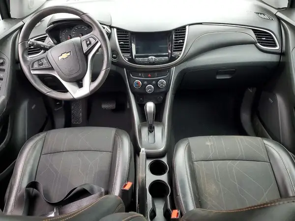 3GNCJLSB5JL400688 2018 CHEVROLET TRAX - Image 8
