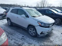3GNCJLSB5KL137720 2019 CHEVROLET TRAX