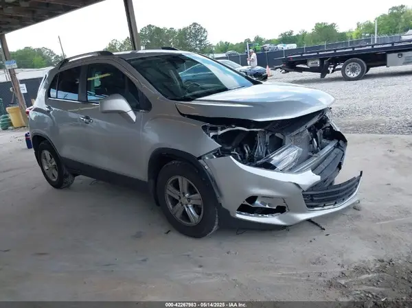 3GNCJLSB5KL164609 2019 CHEVROLET TRAX - Image 1