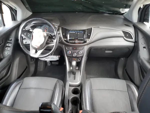 3GNCJLSB5KL172404 2019 CHEVROLET TRAX - Image 8