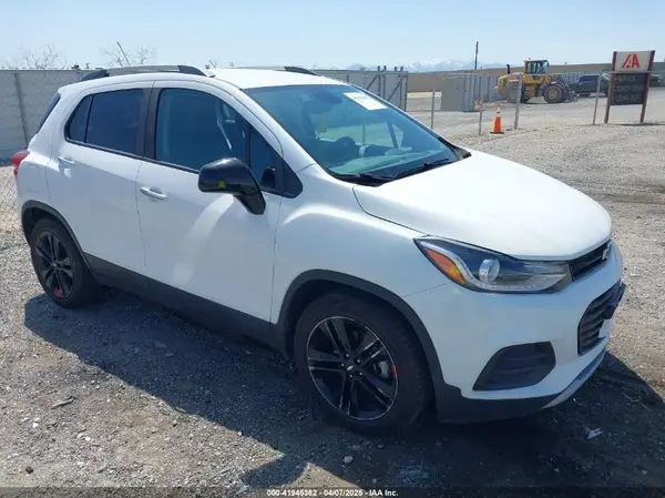 3GNCJLSB5KL206373 2019 CHEVROLET TRAX - Image 1