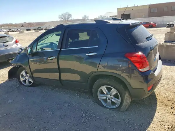 3GNCJLSB5KL220662 2019 CHEVROLET TRAX - Image 2