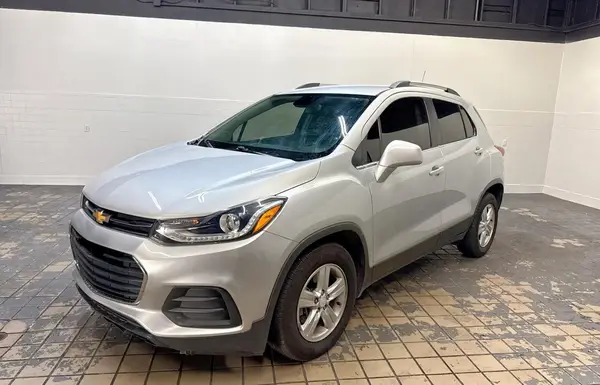 3GNCJLSB5KL243438 2019 CHEVROLET TRAX - Image 2