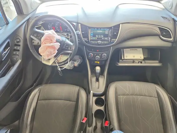 3GNCJLSB5KL249675 2019 CHEVROLET TRAX - Image 8