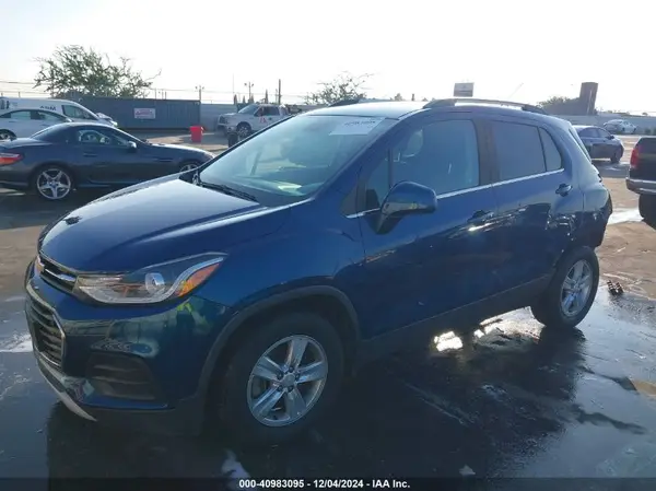 3GNCJLSB5KL252320 2019 CHEVROLET TRAX - Image 2