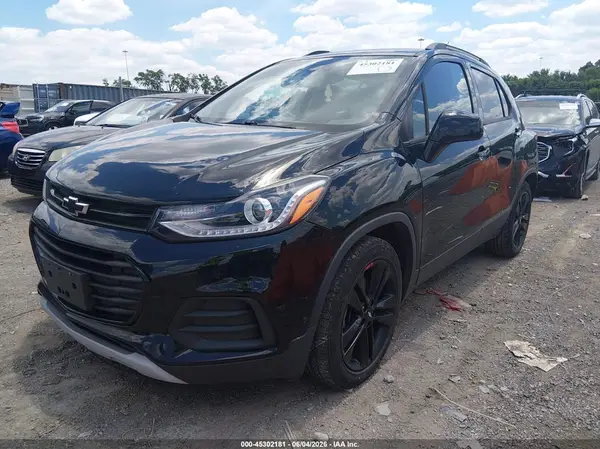 3GNCJLSB5KL257534 2019 CHEVROLET TRAX - Image 2