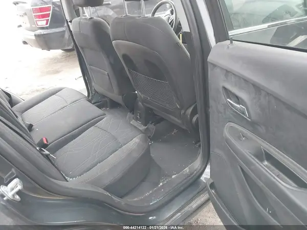 3GNCJLSB5KL261244 2019 CHEVROLET TRAX - Image 8
