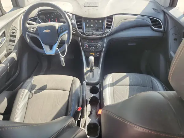 3GNCJLSB5KL271966 2019 CHEVROLET TRAX - Image 8