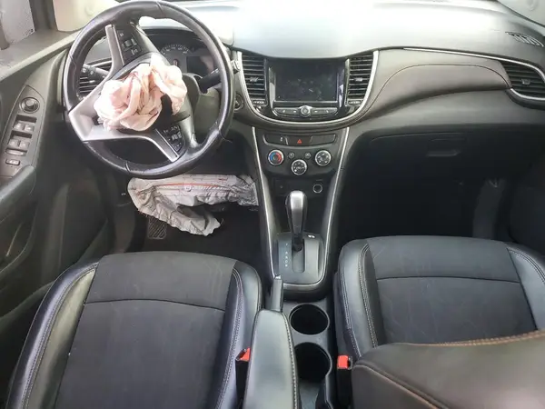 3GNCJLSB5KL272566 2019 CHEVROLET TRAX - Image 8