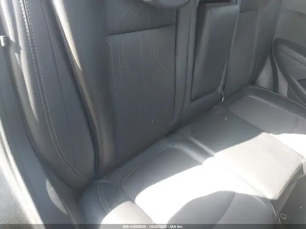 3GNCJLSB5KL275614 2019 CHEVROLET TRAX - Image 8
