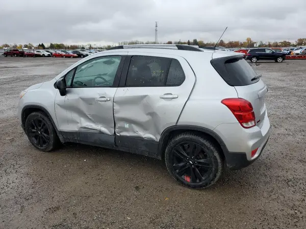 3GNCJLSB5KL330305 2019 CHEVROLET TRAX - Image 2