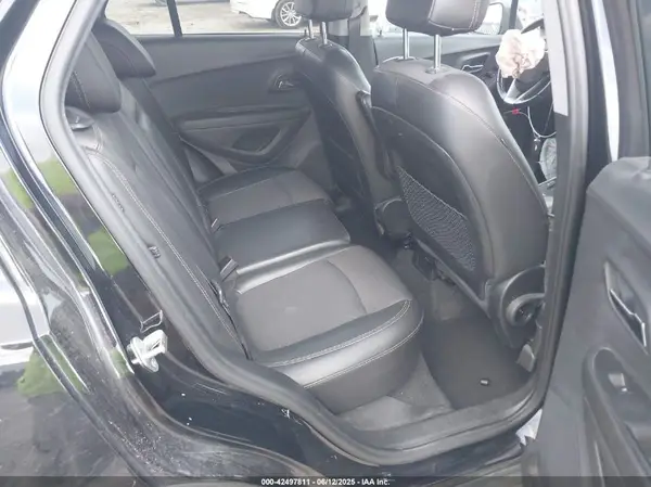 3GNCJLSB5KL345418 2019 CHEVROLET TRAX - Image 8