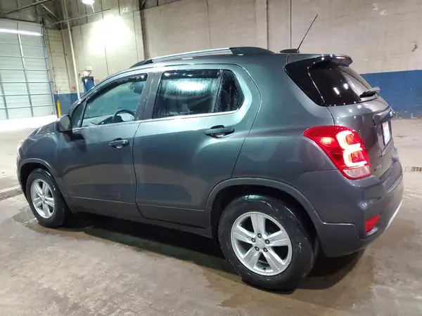 3GNCJLSB5KL351073 2019 CHEVROLET TRAX - Image 2