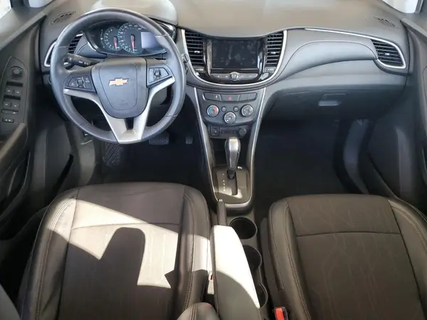 3GNCJLSB5KL367807 2019 CHEVROLET TRAX - Image 8