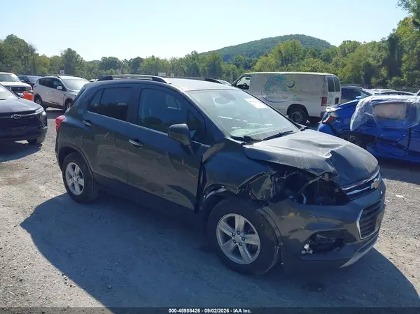 3GNCJLSB5KL387832 2019 CHEVROLET TRAX - Image 1