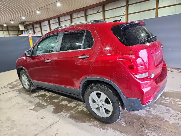 3GNCJLSB5KL400711 2019 CHEVROLET TRAX - Image 2
