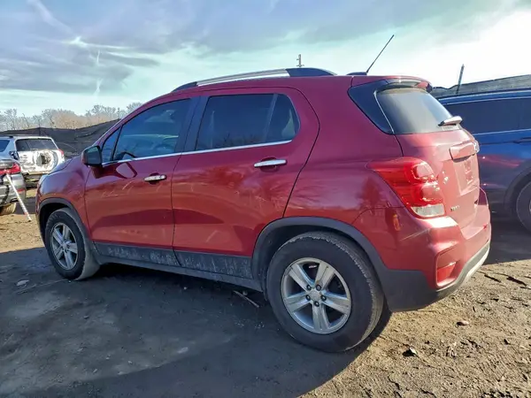 3GNCJLSB5LL152221 2020 CHEVROLET TRAX - Image 2