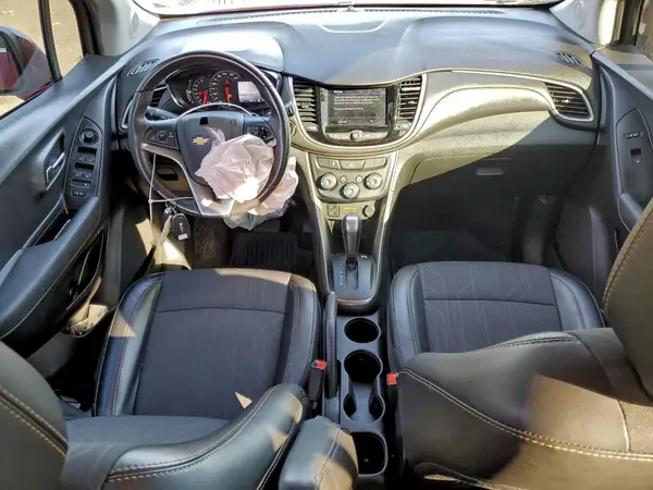 3GNCJLSB5LL152221 2020 CHEVROLET TRAX - Image 8