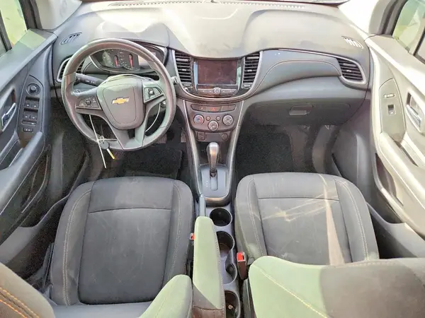 3GNCJLSB5LL166877 2020 CHEVROLET TRAX - Image 8