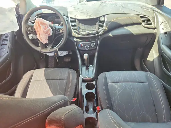 3GNCJLSB5LL174560 2020 CHEVROLET TRAX - Image 8