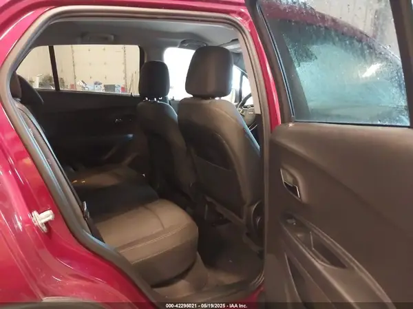 3GNCJLSB5LL184957 2020 CHEVROLET TRAX - Image 8