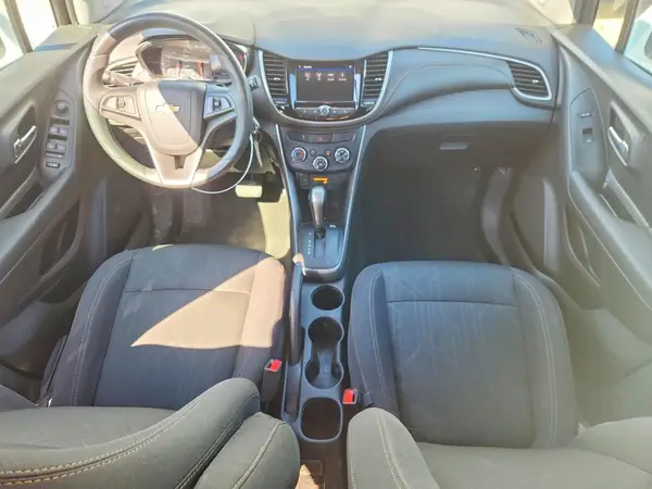3GNCJLSB5LL219304 2020 CHEVROLET TRAX - Image 8