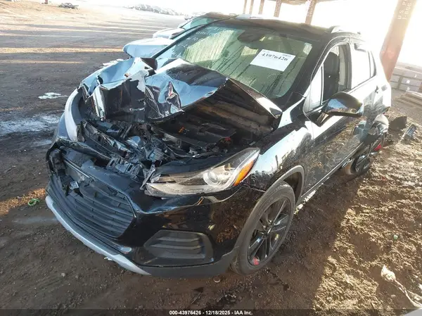 3GNCJLSB5LL233414 2020 CHEVROLET TRAX - Image 2