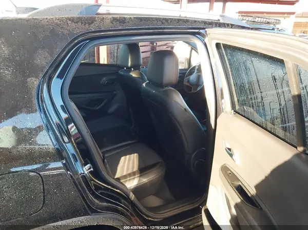 3GNCJLSB5LL233414 2020 CHEVROLET TRAX - Image 8