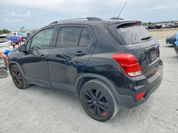 3GNCJLSB5LL234451 2020 CHEVROLET TRAX - Image 2