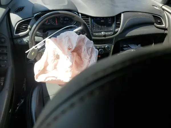 3GNCJLSB5LL271631 2020 CHEVROLET TRAX - Image 8