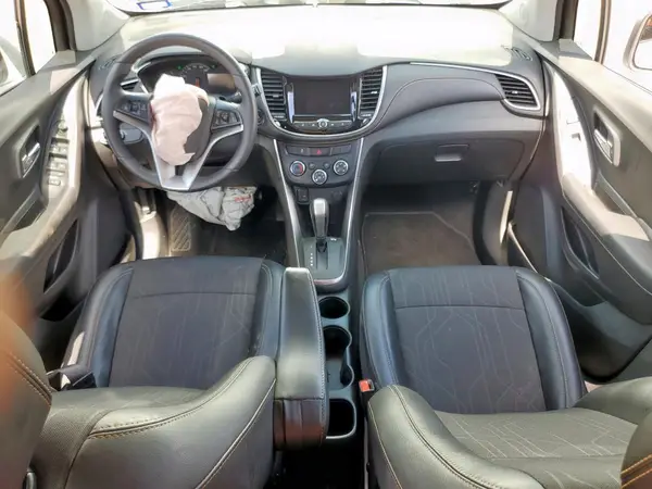 3GNCJLSB5LL282158 2020 CHEVROLET TRAX - Image 8