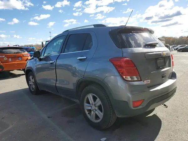 3GNCJLSB5LL290812 2020 CHEVROLET TRAX - Image 2