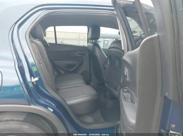 3GNCJLSB5LL316406 2020 CHEVROLET TRAX - Image 8