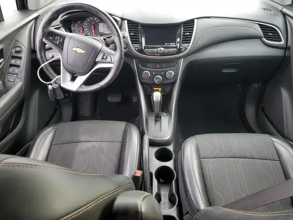3GNCJLSB5LL330306 2020 CHEVROLET TRAX - Image 8