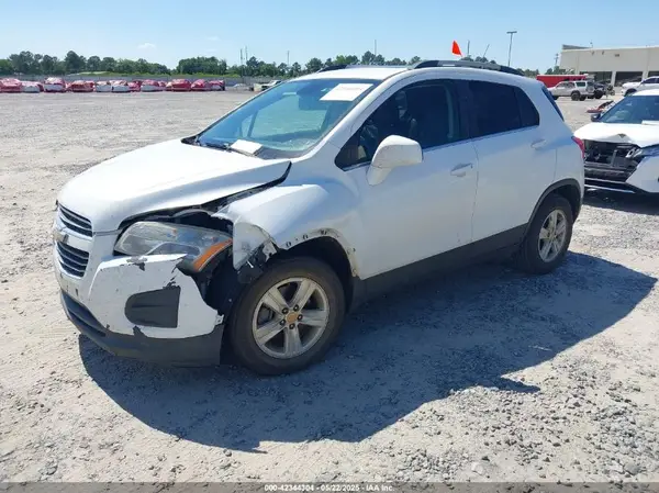 3GNCJLSB6GL216238 2016 CHEVROLET TRAX - Image 2