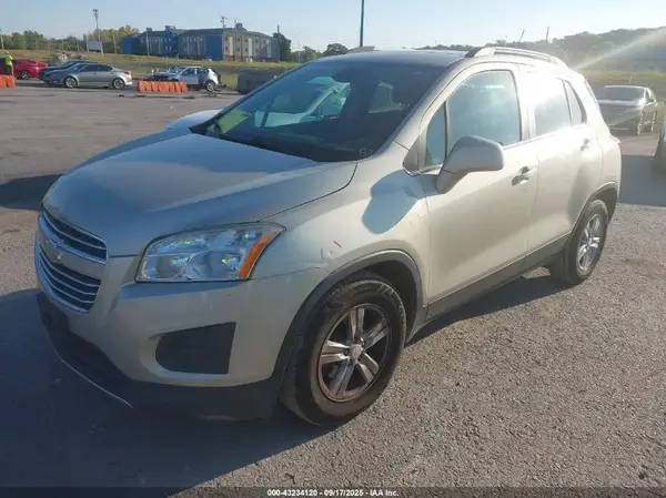 3GNCJLSB6GL239471 2016 CHEVROLET TRAX - Image 2