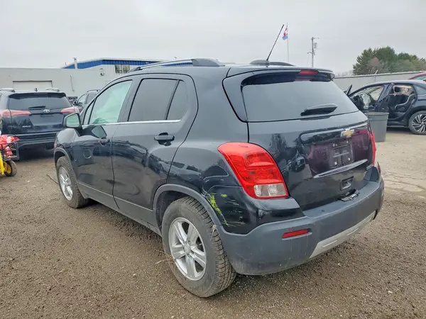 3GNCJLSB6GL255573 2016 CHEVROLET TRAX - Image 2