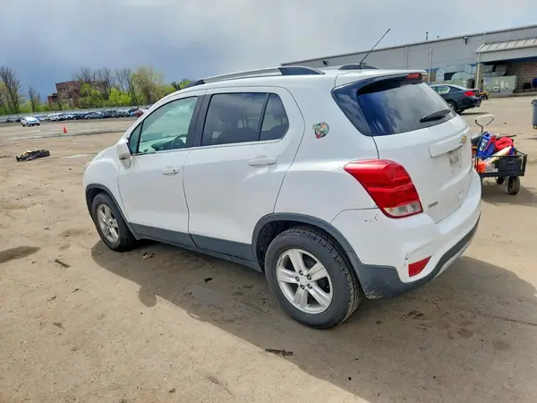 3GNCJLSB6HL142143 2017 CHEVROLET TRAX - Image 2